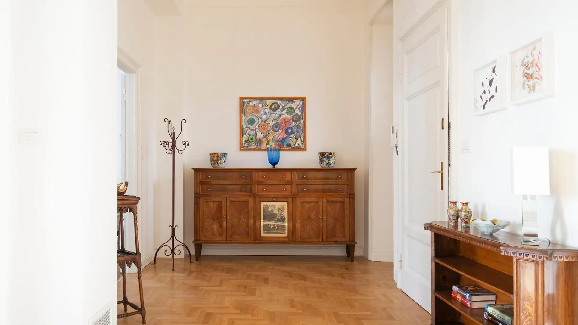 Milano Navigli Harmony Flat, Beautiful & Bright Apartment, 3 Bdr Appartement Milan