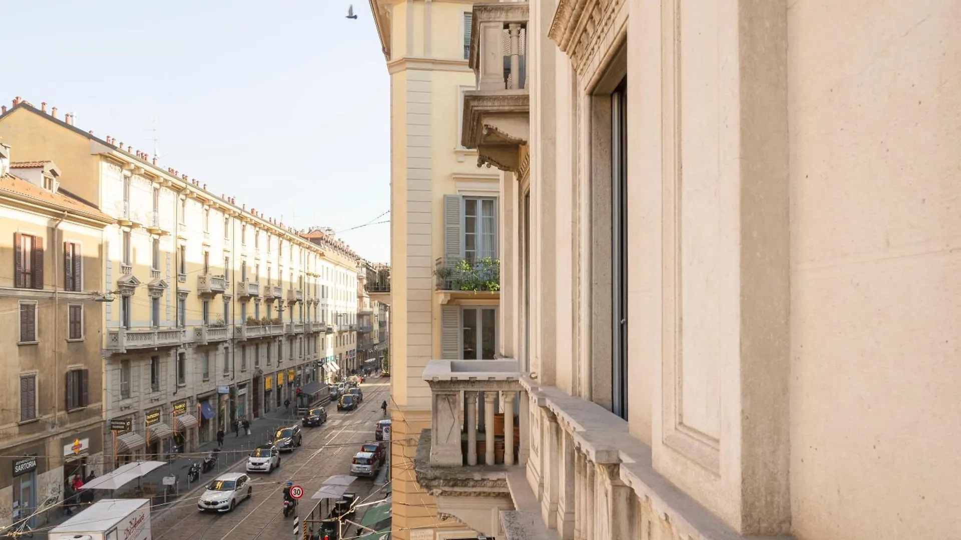 Milano Navigli Harmony Flat, Beautiful & Bright Apartment, 3 Bdr 0*, Μιλάνο